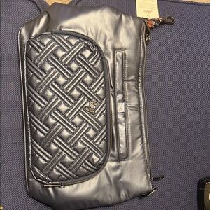 lug Quilted Navy Shoulder Bag with Front Zip Pocket